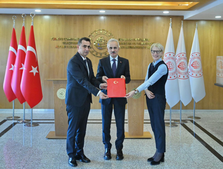 Hidrojen yakıtlı tren geliyor